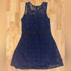 BLUENOTES Lace Dress w/ Mesh Belt Line - SizeL
